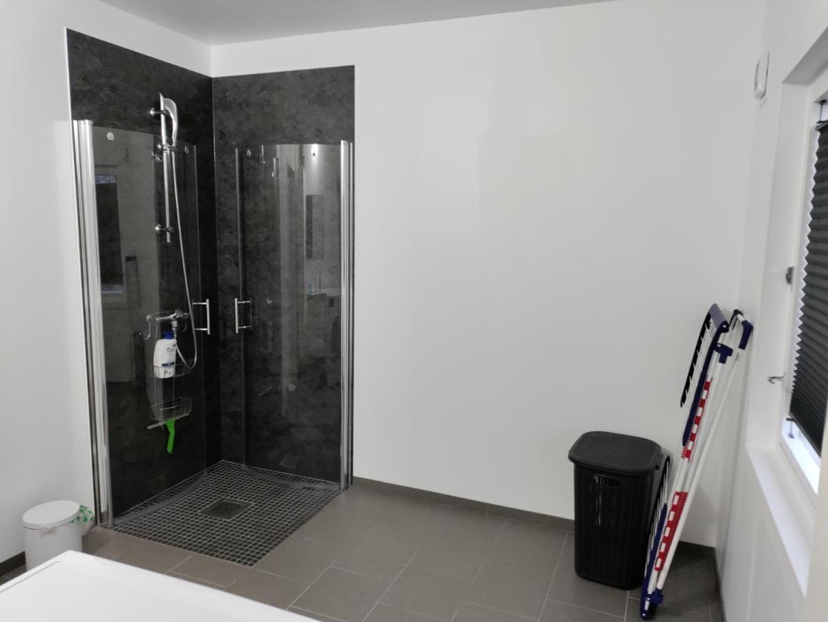 Central Apartament (Adults Only) Тромсьо Екстериор снимка