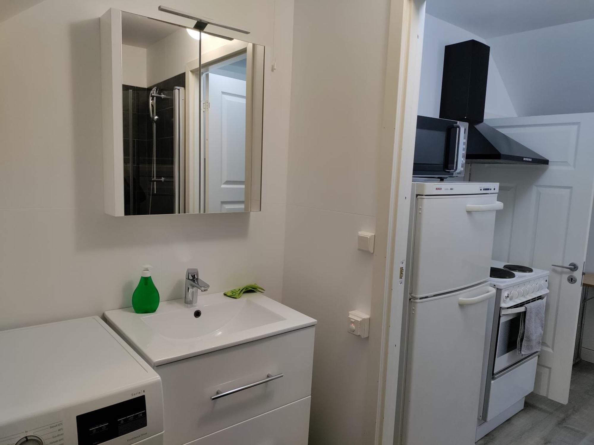 Central Apartament (Adults Only) Тромсьо Екстериор снимка